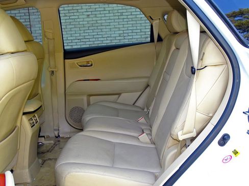 Used 2011 Lexus RX 350 2WD w/ Premium Pkg image 15