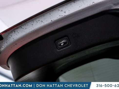 Used 2022 Ford Edge Titanium image 37