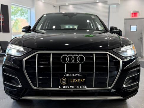 Used 2023 Audi Q5 2.0T Premium w/ Convenience Package AWD/4WD image 2