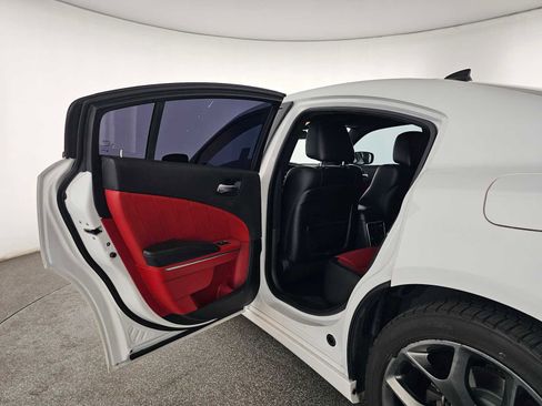 Used 2015 Dodge Charger R/T w/ Plus Group image 16