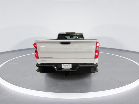 Used 2021 Chevrolet Silverado 1500 W/T w/ Trailering Package image 7