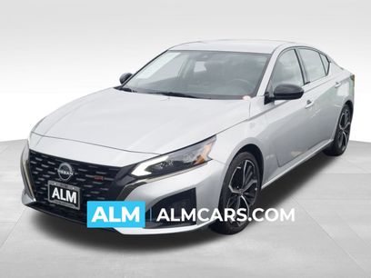 Used 2023 Nissan Altima 2.5 SR