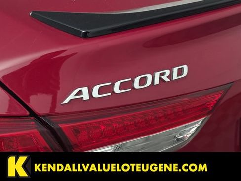 Used 2021 Honda Accord Sport image 11