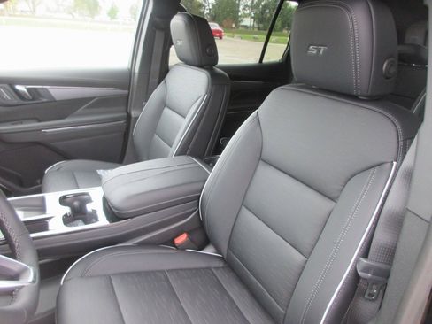 New 2026 Buick Enclave Sport Touring image 14