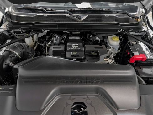 Used 2024 RAM 3500 Big Horn image 59