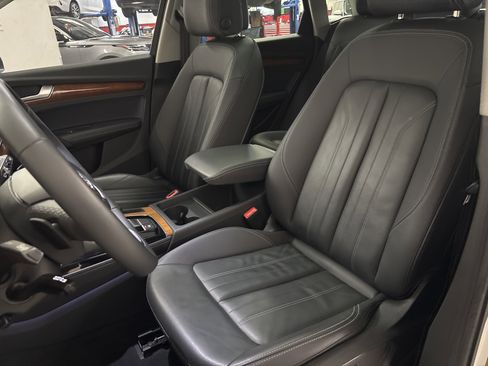 Used 2023 Audi Q5 2.0T Premium Plus w/ Premium Plus Package image 23