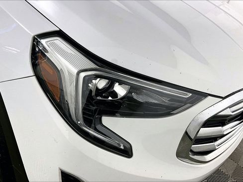 Used 2019 GMC Terrain SLT image 27