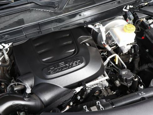 Used 2022 RAM 2500 Tradesman image 13