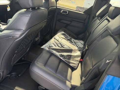 New 2025 Ford Bronco Big Bend w/ Black Diamond Package image 11