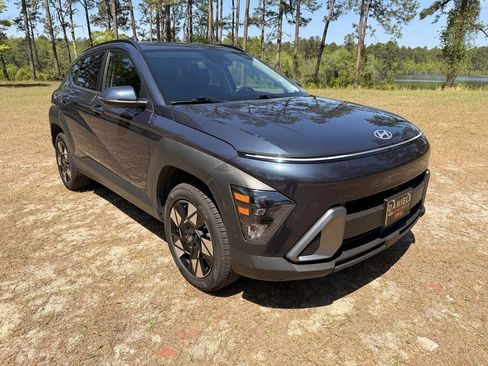 Used 2024 Hyundai Kona SEL AWD/4WD image 7