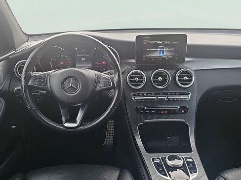 Used 2019 Mercedes-Benz GLC 300 4MATIC image 14