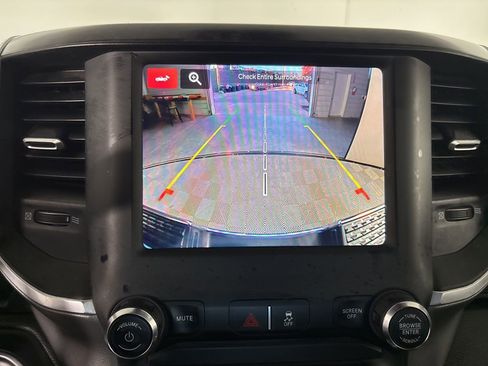 Used 2024 RAM 3500 Big Horn image 15