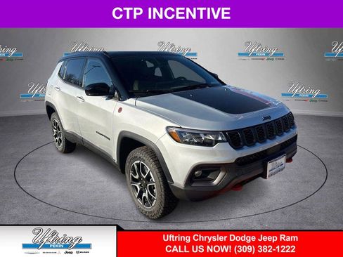 New 2026 Jeep Compass Trailhawk AWD/4WD image 1
