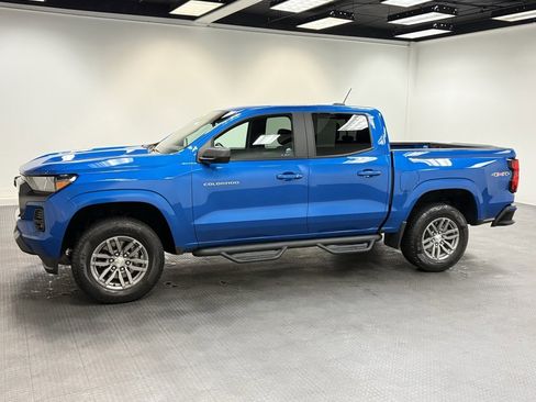 Used 2023 Chevrolet Colorado LT w/ LT Convenience Package image 2