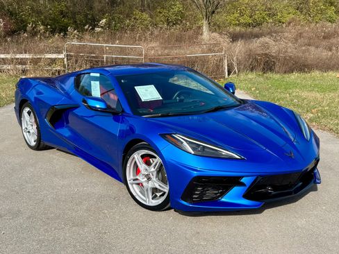 Used 2021 Chevrolet Corvette Stingray Preferred Cpe w/ 2LT image 1
