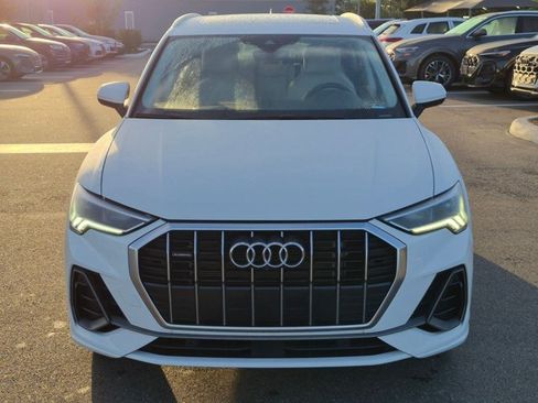 Used 2022 Audi Q3 2.0T Premium Plus AWD/4WD image 2