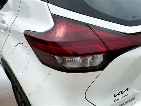 Used 2024 Nissan Kicks SR FWD image 21