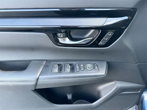 Used 2025 Honda CR-V EX-L image 15