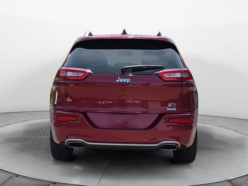 Used 2017 Jeep Cherokee Overland w/ Technology Group FWD image 4