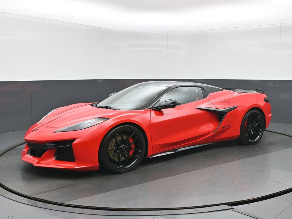 Used 2025 Chevrolet Corvette Z06 RWD image 7