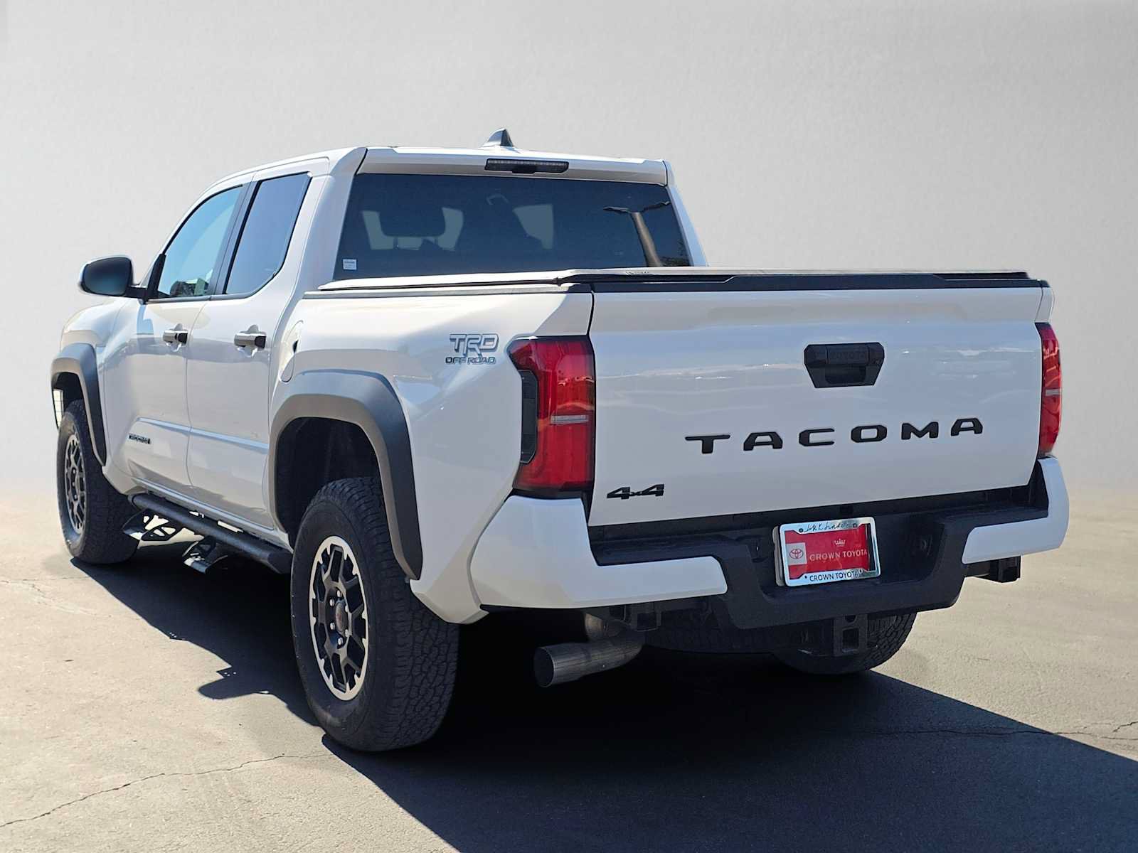 Certified 2025 Toyota Tacoma TRD Off-Road AWD/4WD image 5