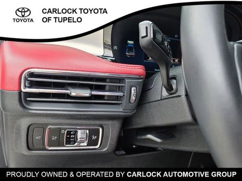 Used 2023 Lincoln Corsair Reserve w/ Jet Appearance Package image 20