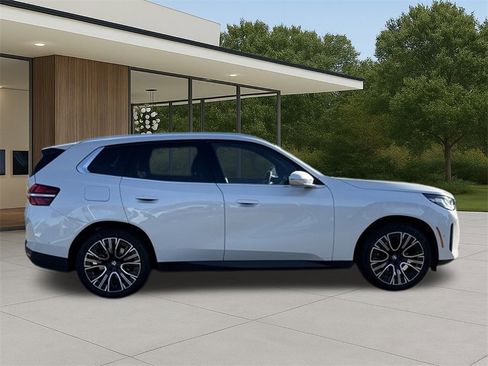 Used 2025 BMW X3 xDrive30i w/ Convenience Package image 7