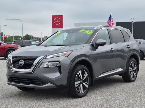 Used 2023 Nissan Rogue SL AWD/4WD image 1