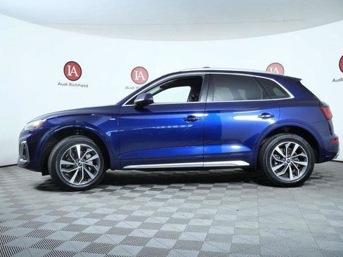 Used 2023 Audi Q5 2.0T Premium w/ Convenience Package AWD/4WD image 5