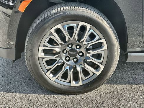 Certified 2023 GMC Yukon XL Denali Ultimate w/ LPO, Floor Liner Package image 33