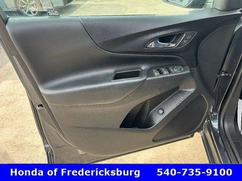 Used 2022 Chevrolet Equinox LT image 14