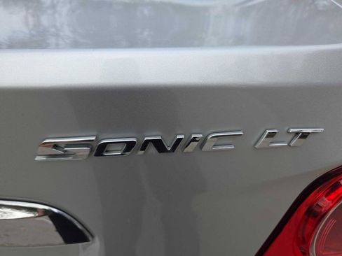 Used 2016 Chevrolet Sonic LT FWD image 13