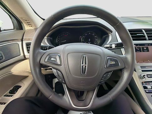 Used 2017 Lincoln MKZ Reserve w/ Technology Package image 12