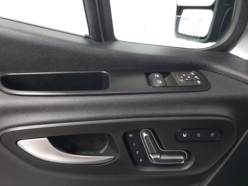 Used 2024 Mercedes-Benz Sprinter 2500 image 6