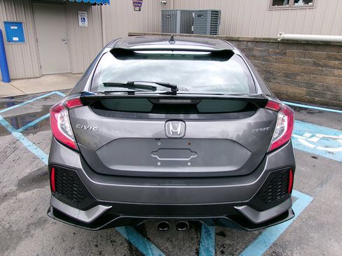 Used 2017 Honda Civic Sport image 5