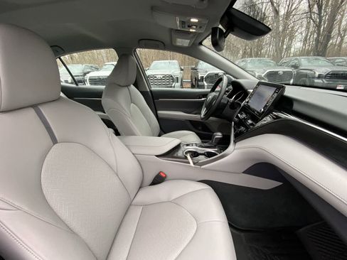 Certified 2023 Toyota Camry XLE image 28