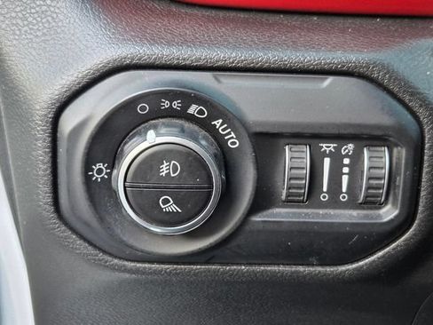 Used 2021 Jeep Gladiator Rubicon AWD/4WD image 28