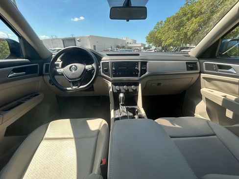 Used 2018 Volkswagen Atlas SE FWD image 10