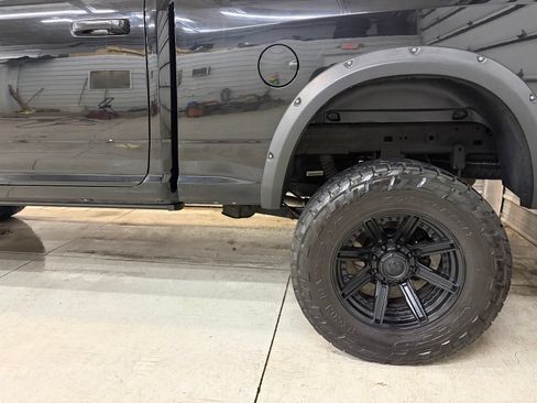 Used 2021 RAM 2500 Laramie w/ Night Edition AWD/4WD image 8