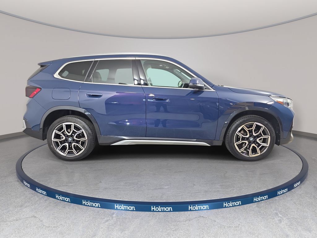 Certified 2026 BMW X1 xDrive28i w/ Technology Package AWD/4WD image 4