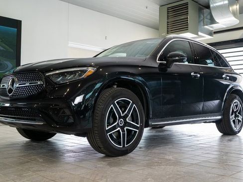 New 2026 Mercedes-Benz GLC 300 4MATIC image 3