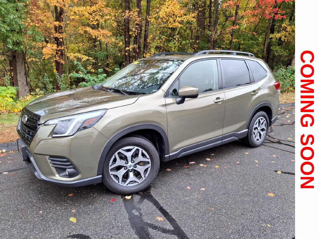 Used 2024 Subaru Forester Premium AWD/4WD image 1