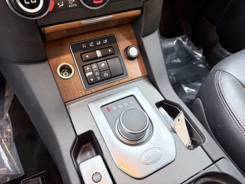 Used 2016 Land Rover LR4 HSE image 20