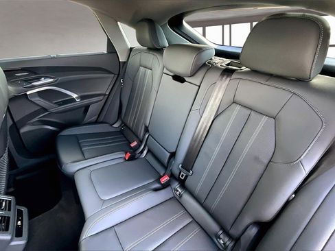 Used 2025 Audi Q5 Premium Plus image 27