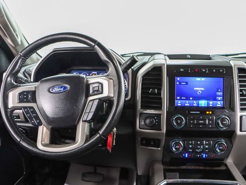 Used 2020 Ford F250 Lariat w/ Lariat Value Package image 18