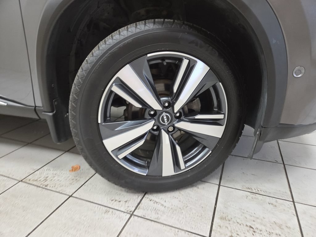 Used 2022 Nissan Rogue Platinum AWD/4WD image 8