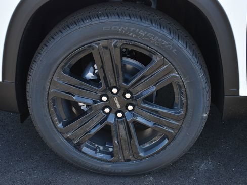 New 2026 GMC Acadia Elevation w/ Black Edition image 11