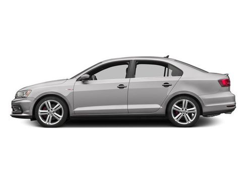 Used 2016 Volkswagen Jetta GLI SE FWD image 3