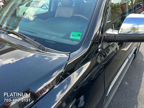 Used 2020 Toyota Sequoia Platinum image 10