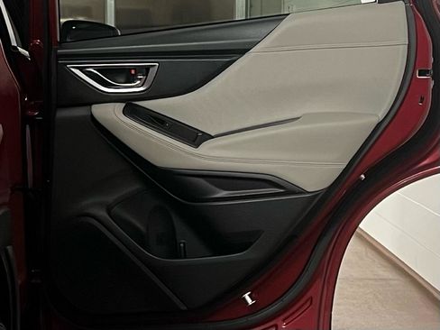 Used 2024 Subaru Forester Premium image 36